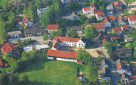Dorfzentrum von Haarbach (Foto: Klaus Leidorf)
