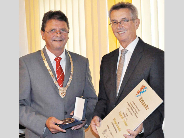 Träger der Bürgermedaille 2016 -  Stadtpfarrer Siegfried Heilmer